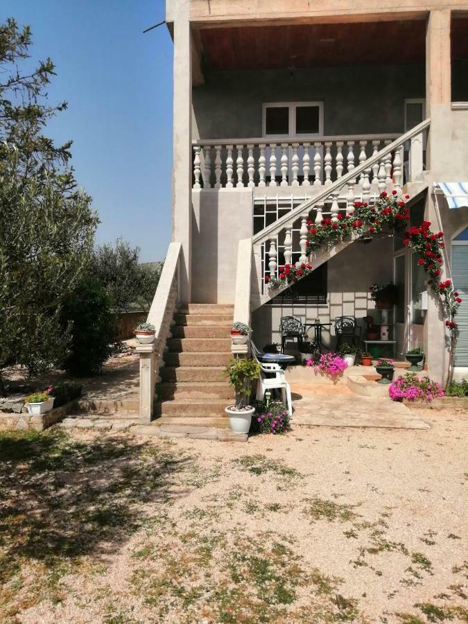 Apartments Mira Jadrtovac Bagian luar foto
